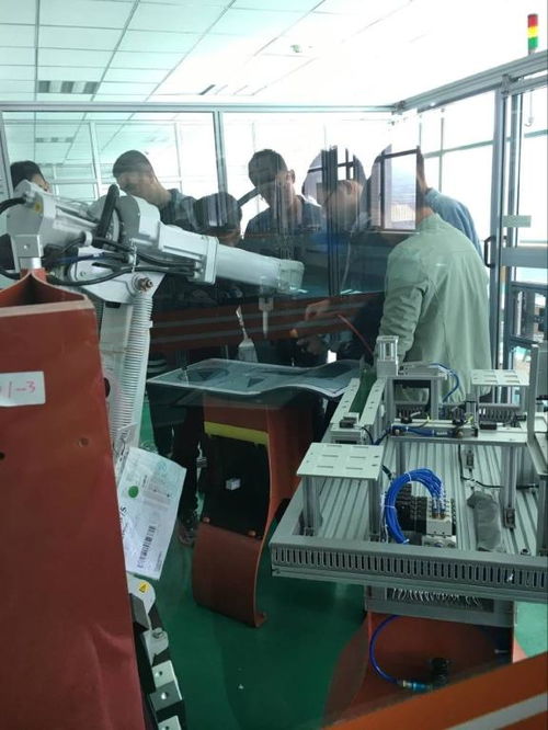 機(jī)電工程系點(diǎn)對(duì)點(diǎn)服務(wù)，精準(zhǔn)賦能企業(yè)技術(shù)升級(jí)